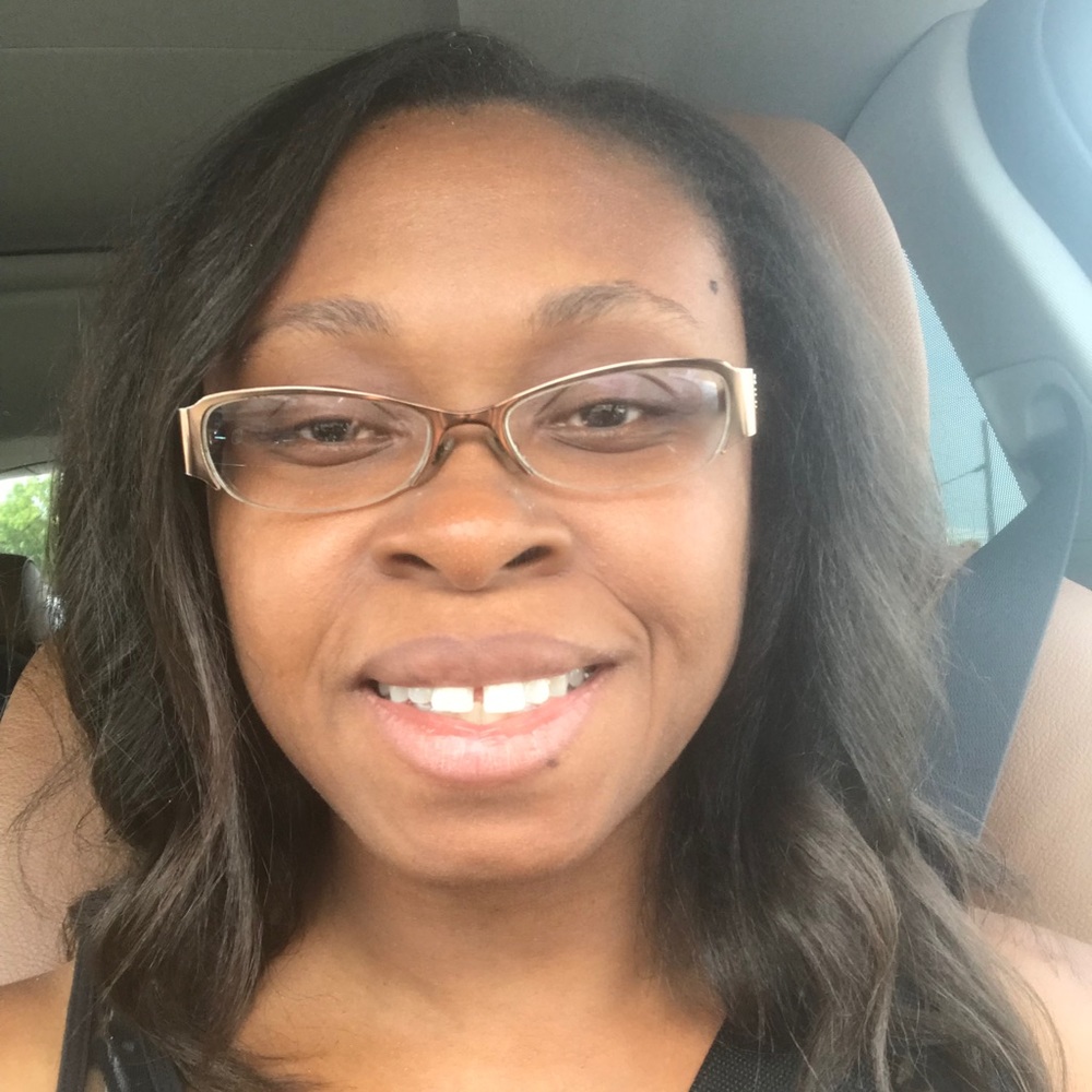 Meet your Posher, Simone